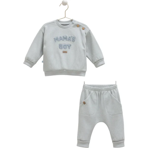 Mama’s boy set