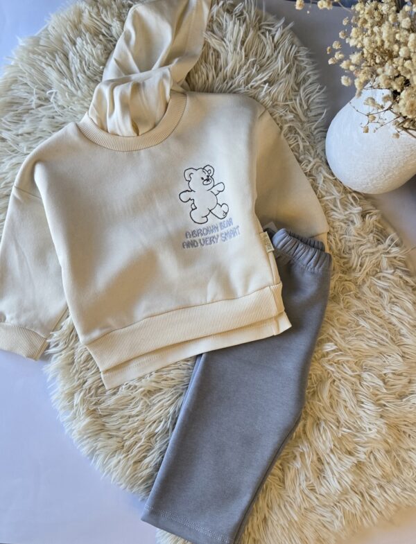 Beige and blue pyjama set